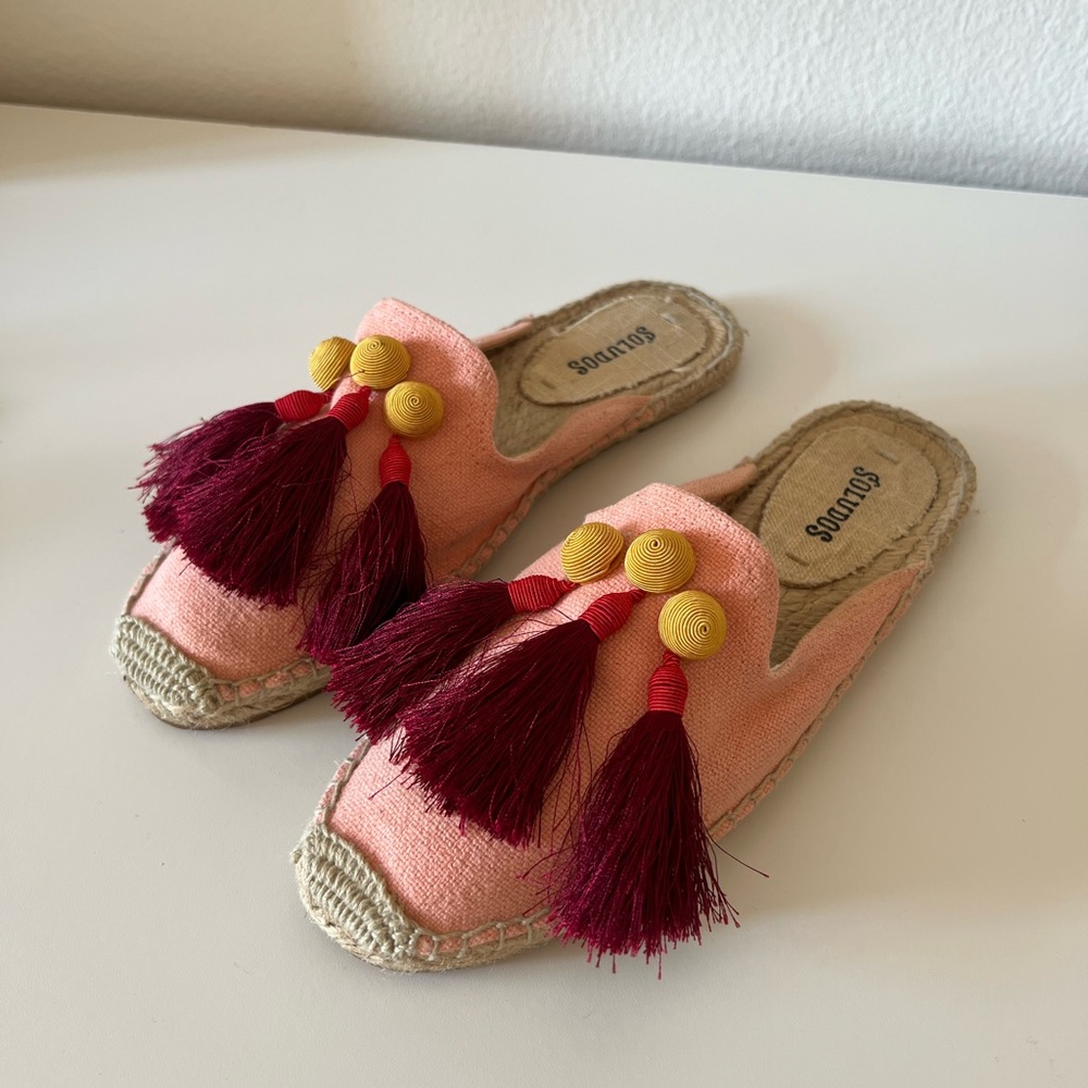 Soludos Women's Light Coral and Burgundy Espadrille Mules